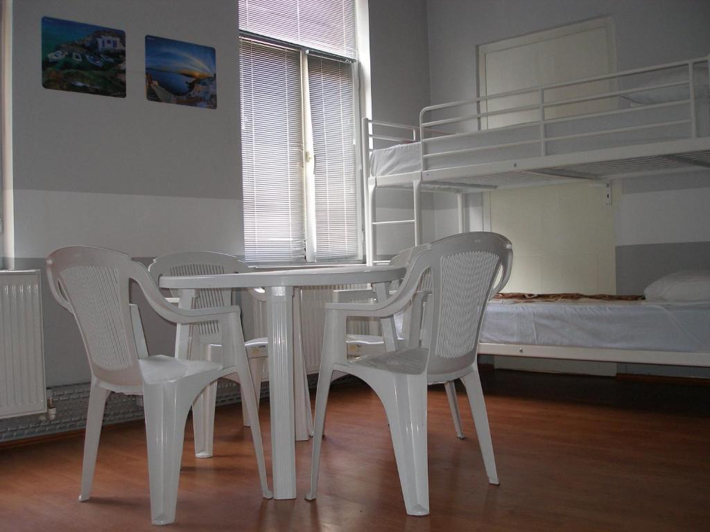 Kretan Hostel Bukarest Værelse billede