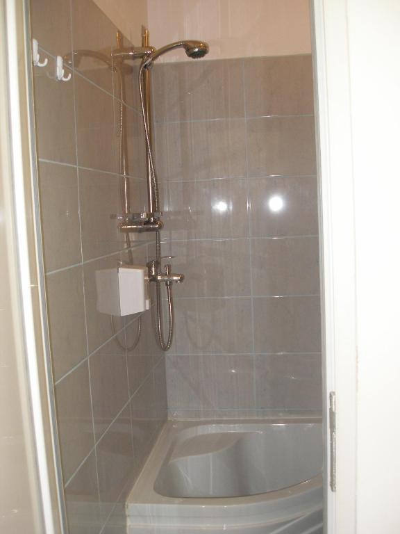 Kretan Hostel Bukarest Værelse billede