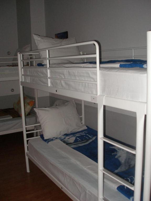 Kretan Hostel Bukarest Værelse billede